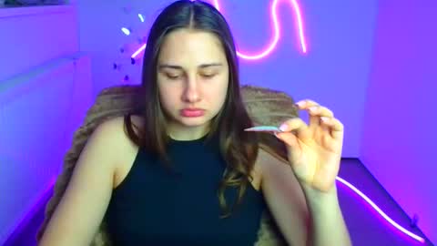 Lora online show from March 28, 2026, 6:57 am