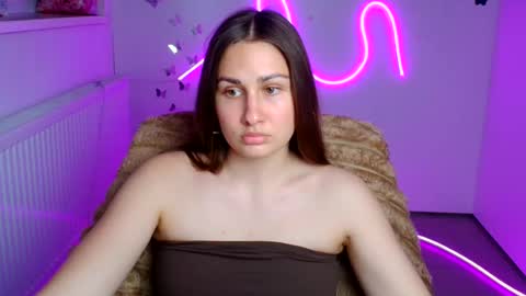 Snapshot of lora_kisses chatting on May 22, 2026, 11:16 am Lora online show from May 22, 2026, 11:16 am