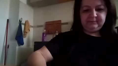 Lora online show from January 31, 2025, 10:31 am