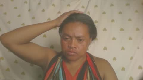 LorahxVane online show from March 18, 2026, 11:46 am