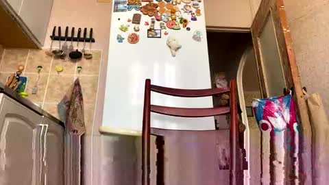 lord47maliby online show from April 21, 2026, 7:14 am