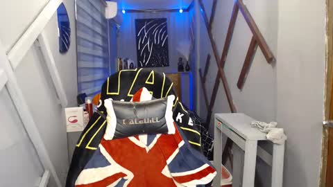 Snapshot of lord_of_cum69 chatting on December 26, 2024, 5:04 am Macky online show from December 26, 2024, 5:04 am