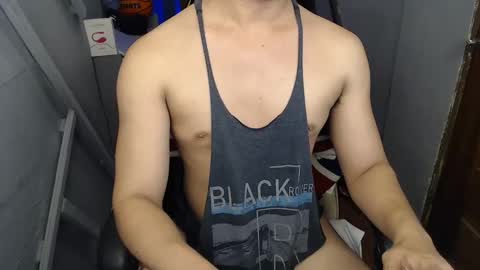 Snapshot of lord_of_cum69 chatting on January 16, 2025, 5:42 am Macky online show from January 16, 2025, 5:42 am