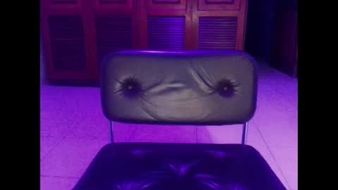 lorddasilva online show from September 19, 2025, 2:46 am