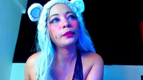 Lore Depp online show from May 19, 2026, 9:43 pm