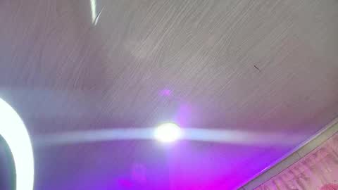 Loren online show from March 1, 2025, 1:32 am