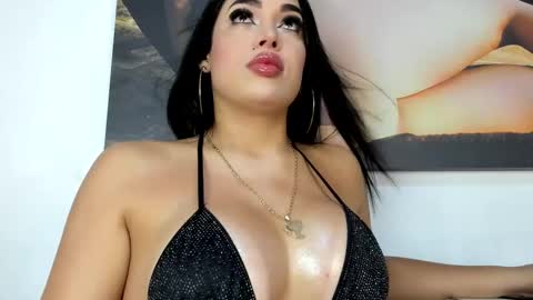 Doll Queen online show from February 10, 2025, 10:53 am