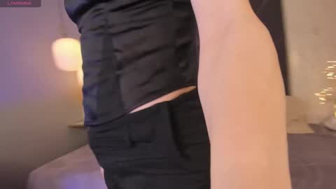 Loren online show from March 8, 2025, 2:08 pm