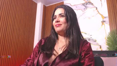 Loren online show from April 11, 2026, 3:22 am