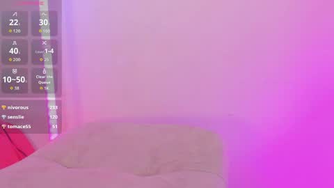 lorena_jade online show from April 18, 2026, 7:07 pm
