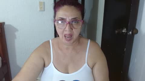 Lorena.. online show from February 18, 2025, 1:10 am