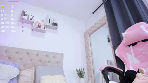 Lorena online show from October 10, 2025, 11:31 am