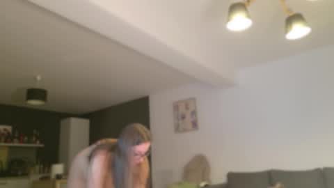 Amelia online show from October 8, 2025, 7:22 pm