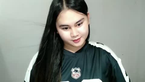 LOREN online show from January 5, 2025, 1:47 pm