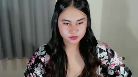 LOREN online show from March 12, 2025, 6:18 am
