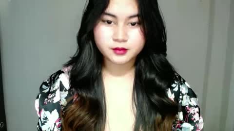LOREN online show from March 12, 2025, 9:23 am