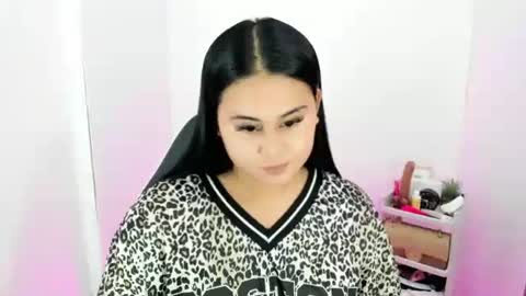 LOREN online show from September 16, 2025, 8:37 am