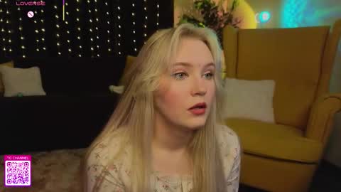 Snapshot of lorettacarnley chatting on September 8, 2025, 7:24 pm Alice online show from September 8, 2025, 7:24 pm