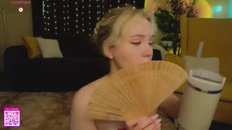 Snapshot of lorettacarnley chatting on September 9, 2025, 7:57 pm Alice online show from September 9, 2025, 7:57 pm