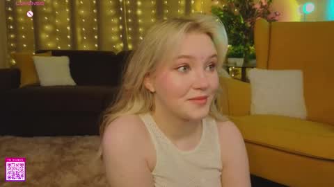 Snapshot of lorettacarnley chatting on September 12, 2025, 7:25 pm Alice online show from September 12, 2025, 7:25 pm