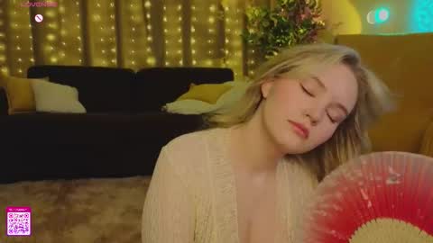 Snapshot of lorettacarnley chatting on September 20, 2025, 7:15 pm Alice online show from September 20, 2025, 7:15 pm