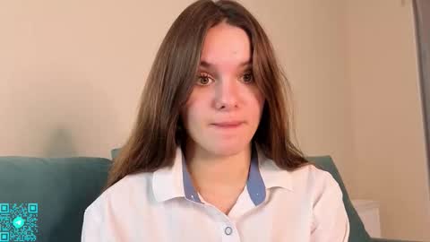 Chloe for Fan BlackHole online show from September 28, 2025, 6:24 pm