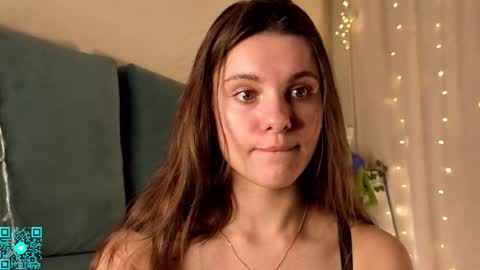 Chloe for Fan BlackHole online show from February 13, 2026, 6:15 pm