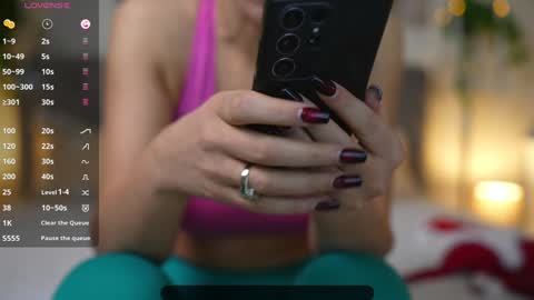 Snapshot of lorettelorenaa chatting on December 23, 2024, 8:14 pm LoretteLorena online show from December 23, 2024, 8:14 pm