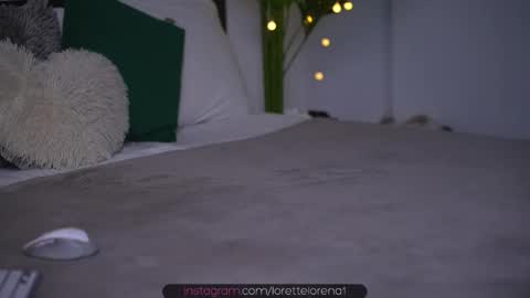 Snapshot of lorettelorenaa chatting on October 7, 2025, 4:53 am LoretteLorena online show from October 7, 2025, 4:53 am