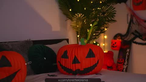 Snapshot of lorettelorenaa chatting on October 24, 2025, 6:21 am LoretteLorena online show from October 24, 2025, 6:21 am