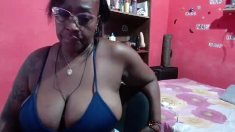 loretybighot online show from September 12, 2025, 12:27 pm