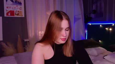 Lori online show from March 9, 2025, 7:05 pm