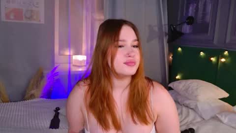 Lori online show from October 11, 2025, 7:01 pm