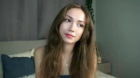 Naomi online show from September 19, 2025, 9:26 pm