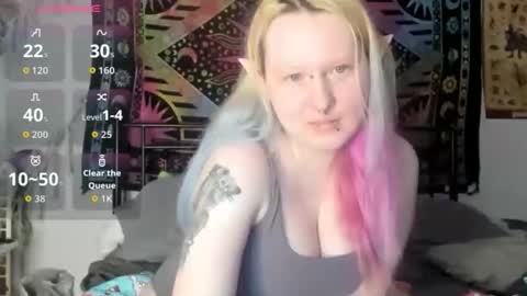 Lori Critter online show from April 16, 2026, 10:16 am