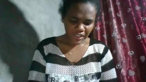 Snapshot of lorienne98 chatting on May 18, 2026, 7:03 am lorienne98 online show from May 18, 2026, 7:03 am