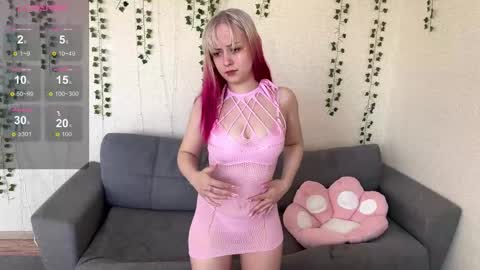 Snapshot of lorilorilorilori chatting on September 21, 2025, 7:10 am lorilorilorilori online show from September 21, 2025, 7:10 am