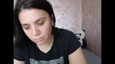 LorraGrey online show from October 31, 2025, 1:01 pm