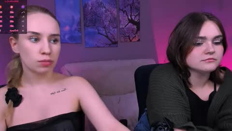 Lora for u online show from September 14, 2025, 11:26 pm