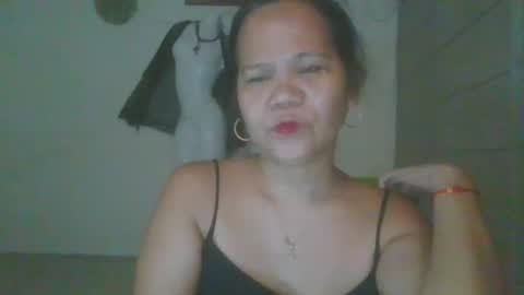 Snapshot of lorraine_cola chatting on June 12, 2026, 11:35 pm Lorraine online show from June 12, 2026, 11:35 pm
