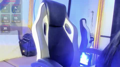 Snapshot of lorrainehunter chatting on February 8, 2026, 12:30 pm Lorraine online show from February 8, 2026, 12:30 pm