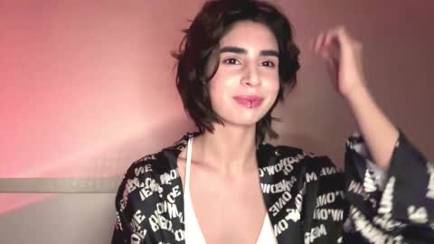 Amy online show from March 24, 2026, 2:44 pm