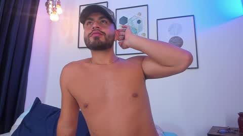 JUAN  JUAN online show from January 9, 2025, 10:52 pm