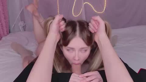 Eva and Dima online show from December 4, 2025, 9:56 pm