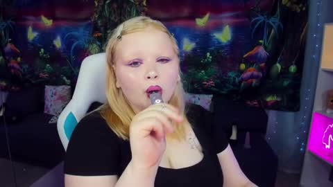 Snapshot of lottieparker chatting on May 28, 2026, 8:55 am Lottie online show from May 28, 2026, 8:55 am