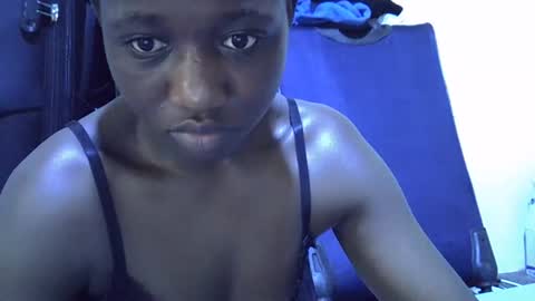 Snapshot of lotty_lavilla chatting on October 21, 2025, 7:09 am lotty_lavilla online show from October 21, 2025, 7:09 am