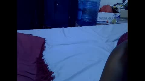 lotty_lavilla online show from November 30, 2025, 12:09 pm