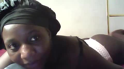 Snapshot of lotty_lavilla chatting on July 14, 2026, 12:02 am lotty_lavilla online show from July 14, 2026, 12:02 am
