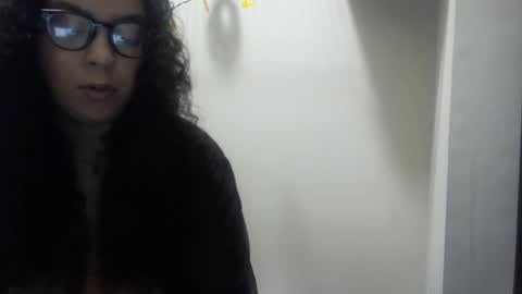 Jasmine online show from October 5, 2025, 6:01 am