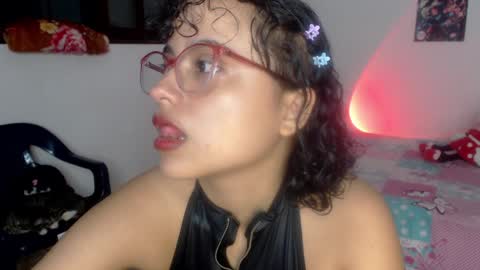 lou_cuteee online show from January 26, 2025, 10:24 pm